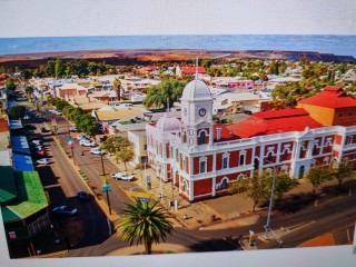 Equipment rental servicing the mining sector