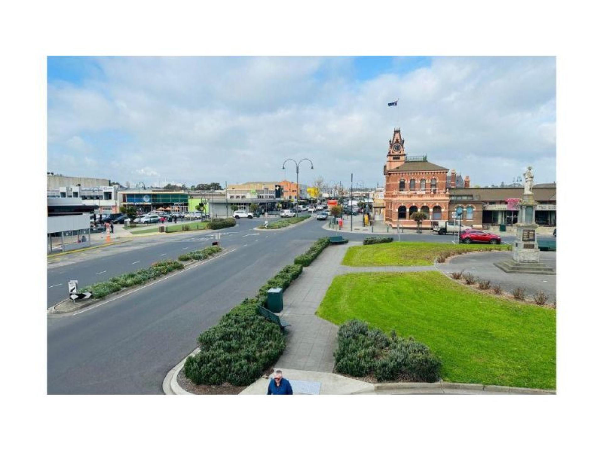 Hotel Traralgon Bar & Bistro - 1p5840 for sale in Traralgon Victoria ...