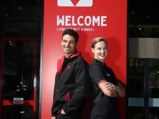 ROOSTER DRIVE THRU FRANCHISE OPPORTUNITY IN HEATHERBRAE - NOW OPEN!