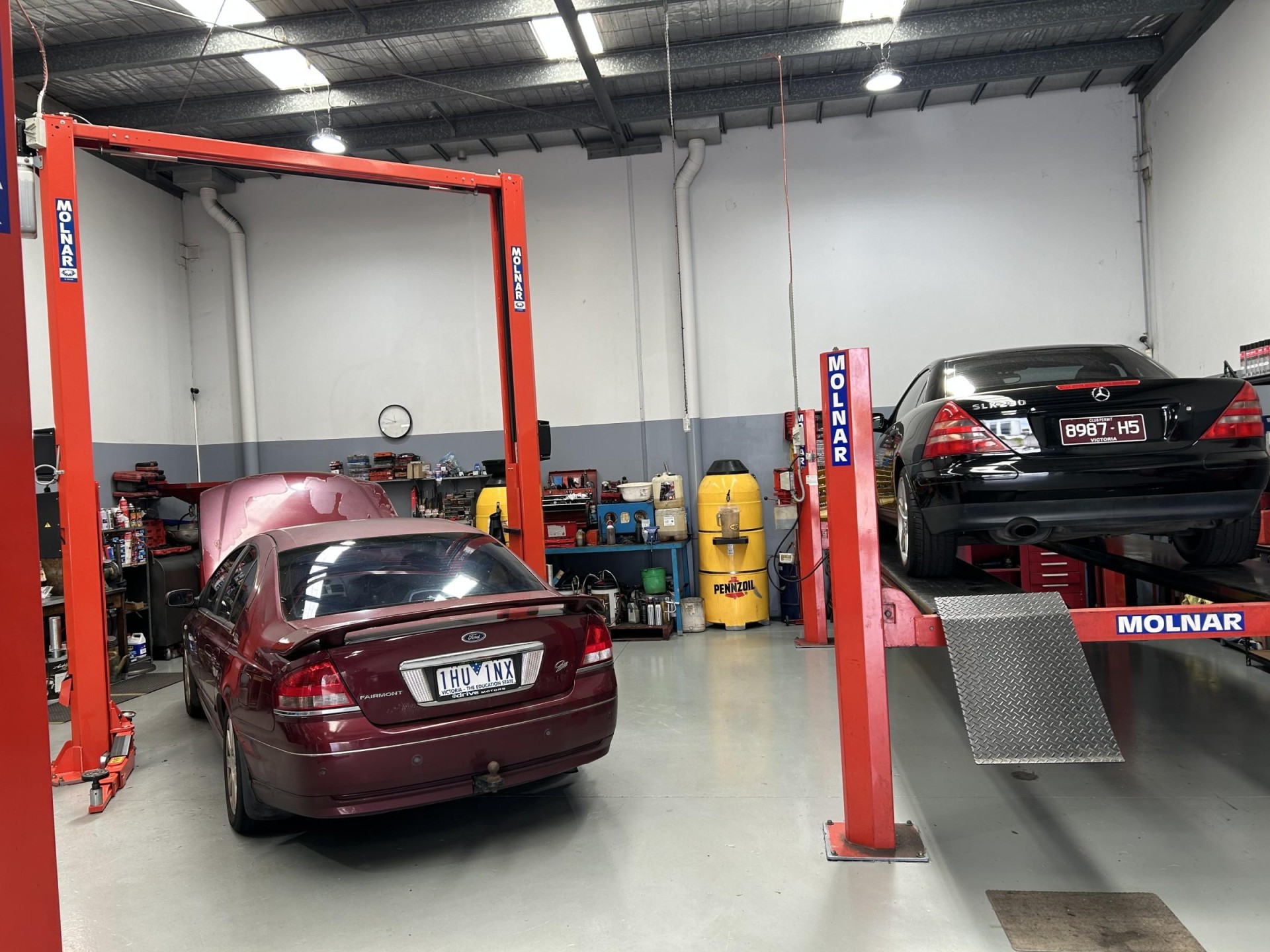 Automotive Mechanical Repair Workshop 670975 3